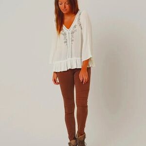 Patrons of Peace Top From Buckle Size M 🤍✌🏻